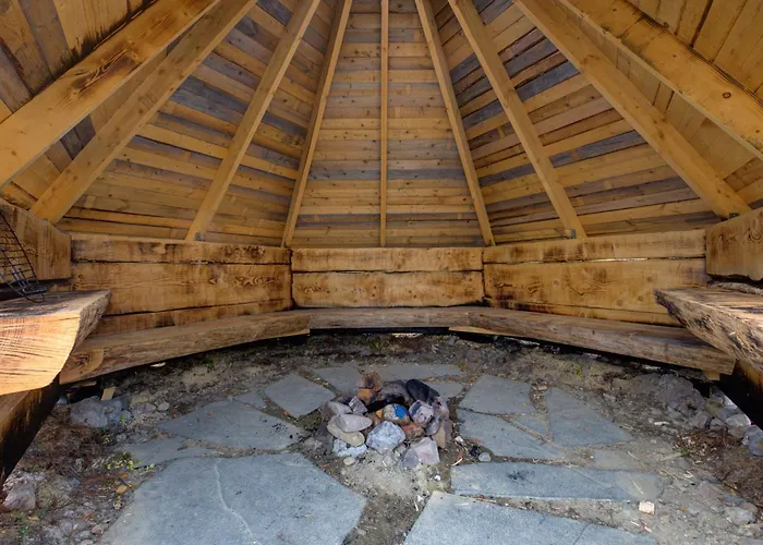 Aurora Pelkosenniemi